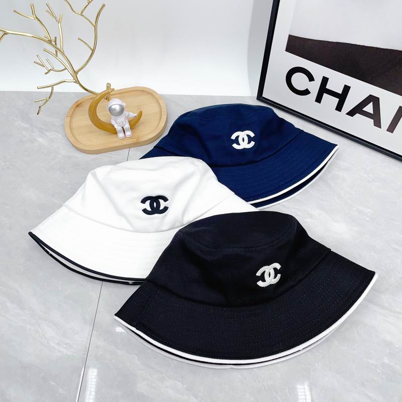 Chanel hat dx30